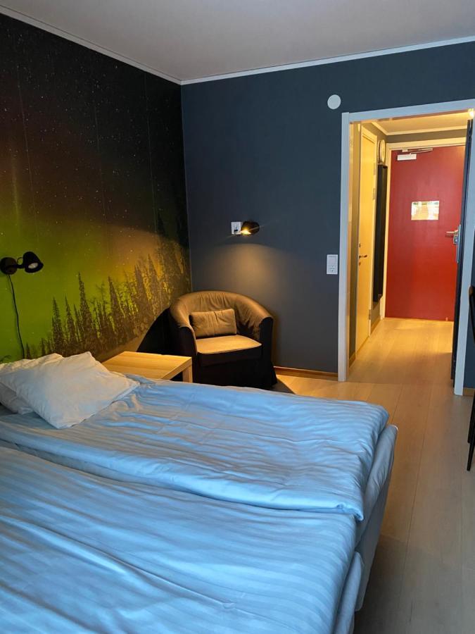 פיילה Hotell Smedjan מראה חיצוני תמונה
