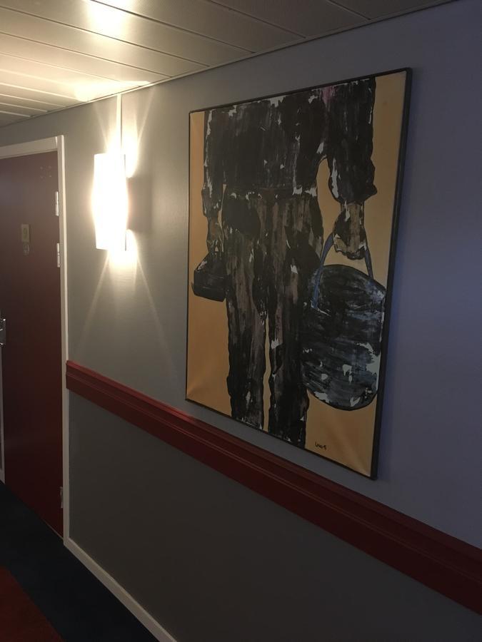 פיילה Hotell Smedjan מראה חיצוני תמונה